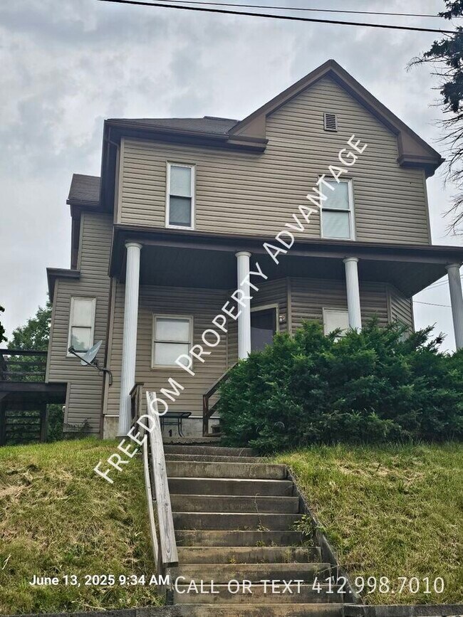 Primary Photo - 130 Hall Ave