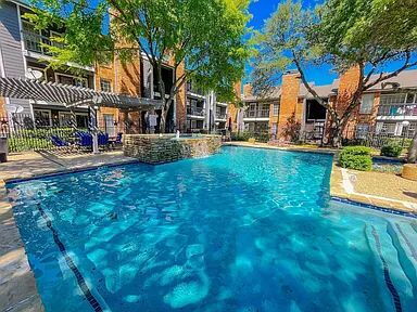 Building Photo - Charming 1-Bedroom Condo in Gated North Da...