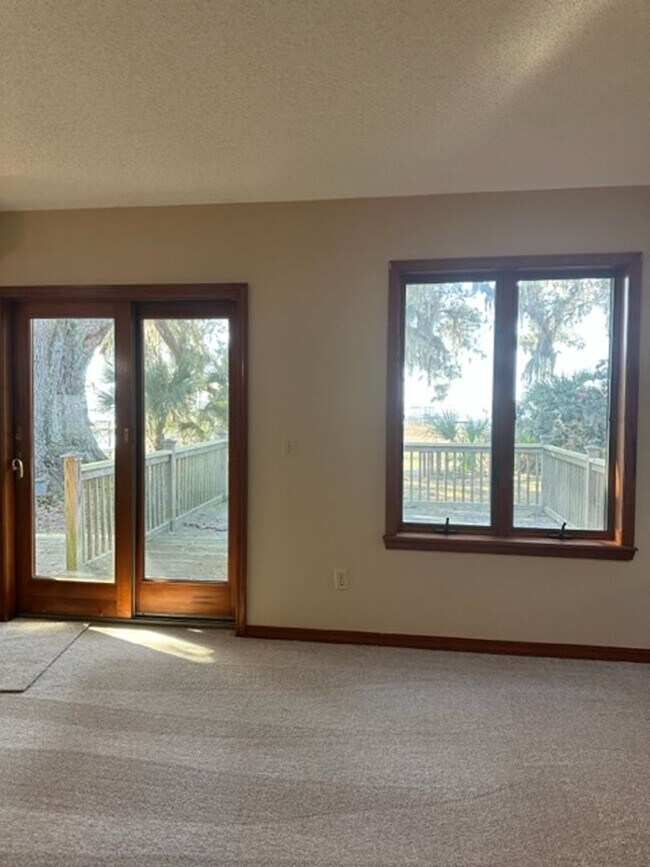 Building Photo - 1276 Quattlefield Ln