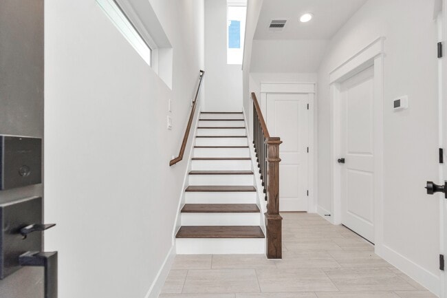 Building Photo - 5410 Wheatley St