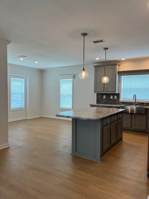 Building Photo - 1617 Killarney Ct