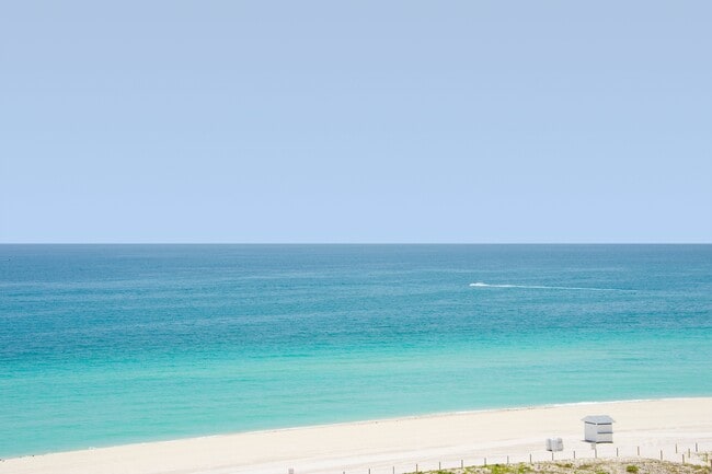 Building Photo - 5875 Collins Ave