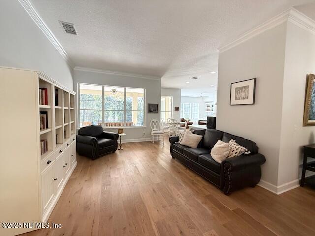 Building Photo - 12784 Cattail Pond Cir S