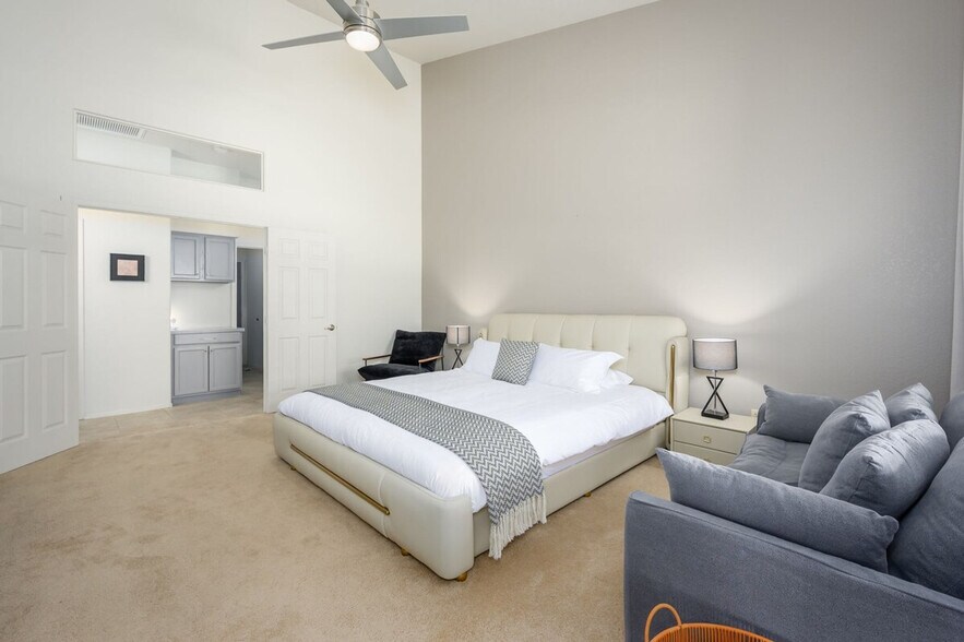 Building Photo - 28050 N 110th Pl