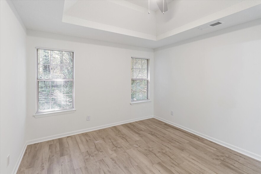 Building Photo - 3427 Waldrop Creek Trl