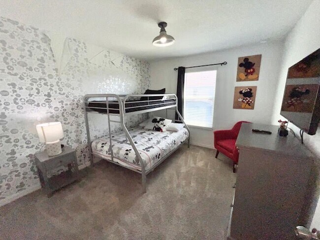 Building Photo - Kissimmee, - 4 Bedroom, 4.5 Bathroom - $3,295.00