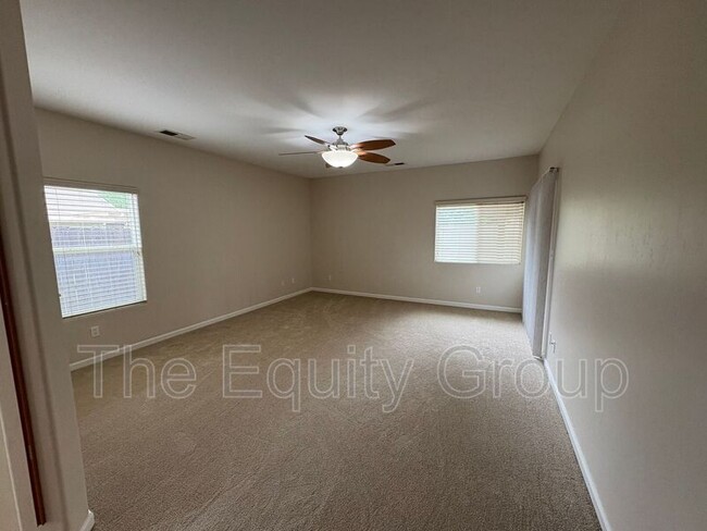Building Photo - 4911 W Elkhorn Ave