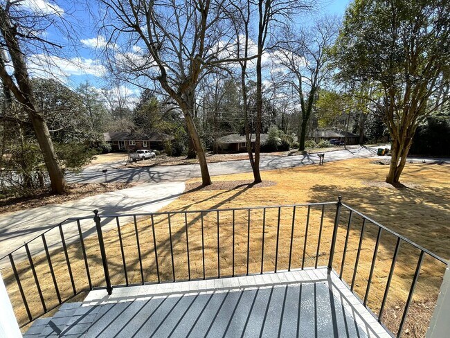 Building Photo - Five Points - 4br House - Fall 2026 Pre-Lease