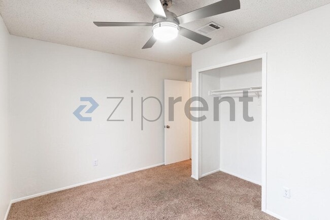 Building Photo - 12900 Widge Dr