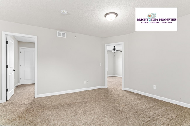 Building Photo - 3339 Lakewood Trl