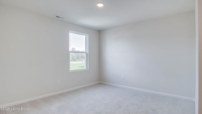 Building Photo - 1850 Washington Blvd