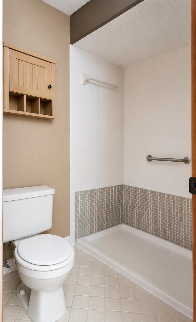 Building Photo - 3110 Paddle Creek Dr
