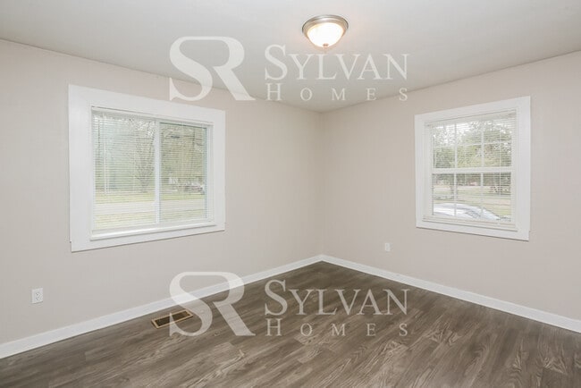 Building Photo - The Lifestyle You Deserve.