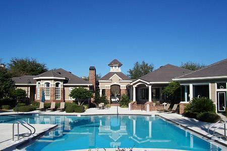 Building Photo - 10000 Gate Pky N