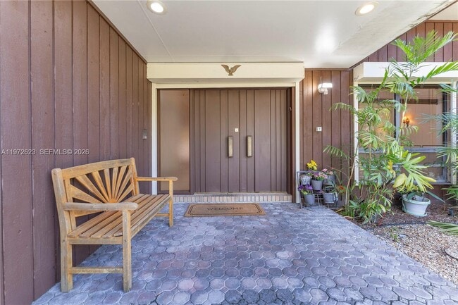 Building Photo - 15305 SW 74th Ct