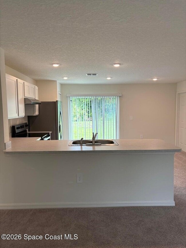 Building Photo - 1109 Altamira St NW