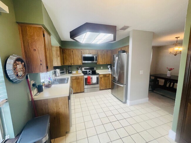 Building Photo - Pool Home BRYN MAWR-5328 Rockbourne Ct Orl...