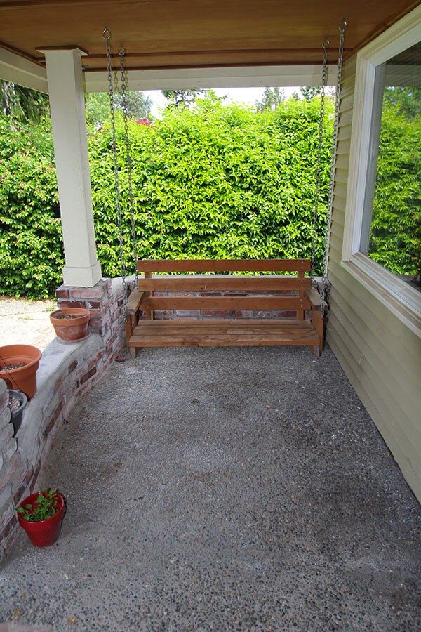 Building Photo - RENOVATED 3 BEDROOM SEATTLE HOME FOR RENT W LARGE, PRIVATE CORNER LOT!