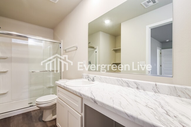 Building Photo - 8615 E 164th Ct S