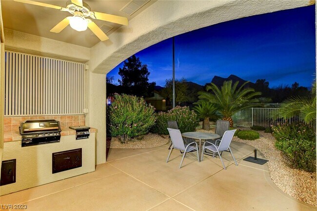 Building Photo - 10820 Dover Creek Ave