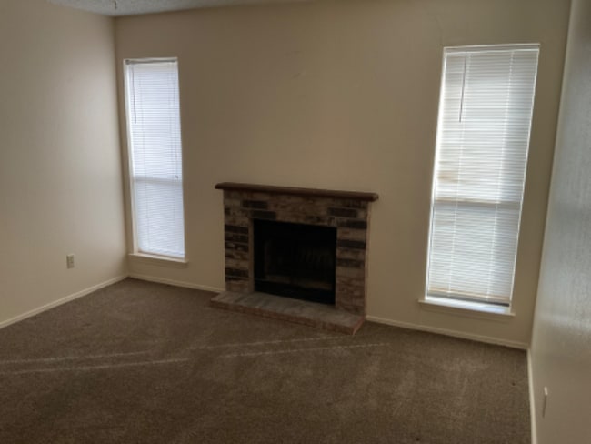Building Photo - 4507 Coronado Ave
