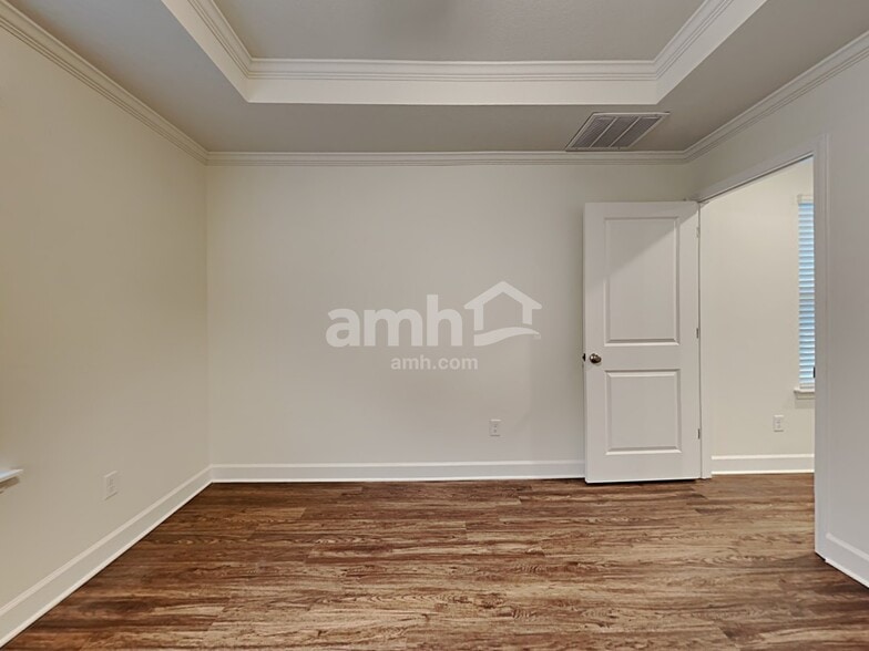 Building Photo - 11487 Fox Hollow Ct