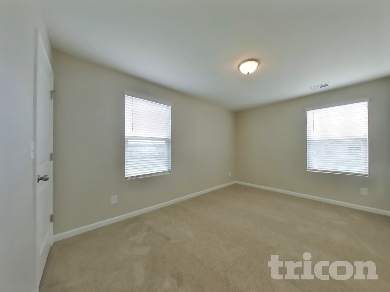 Building Photo - 129 Verona Dr NW