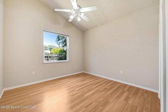 Building Photo - 178 Cove Loop Dr