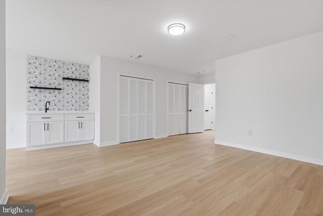 Building Photo - 1904 Fieldstone Way