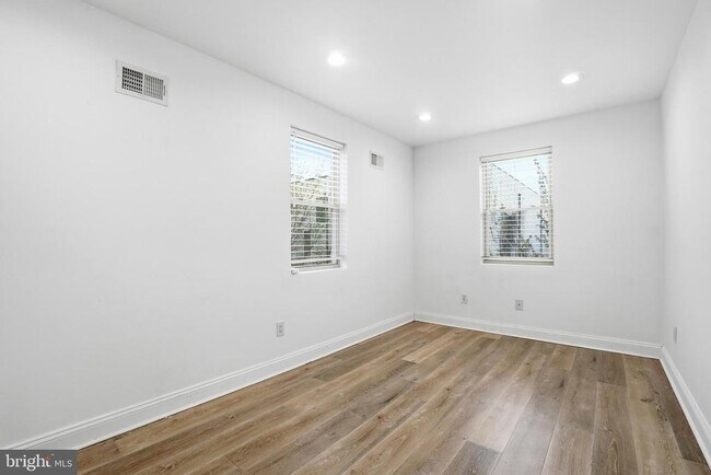 Building Photo - 1807 Wylie St