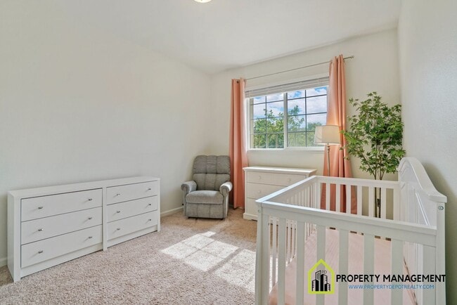 Building Photo - Charming 3-4 Bedroom Home with Top-Rated S...