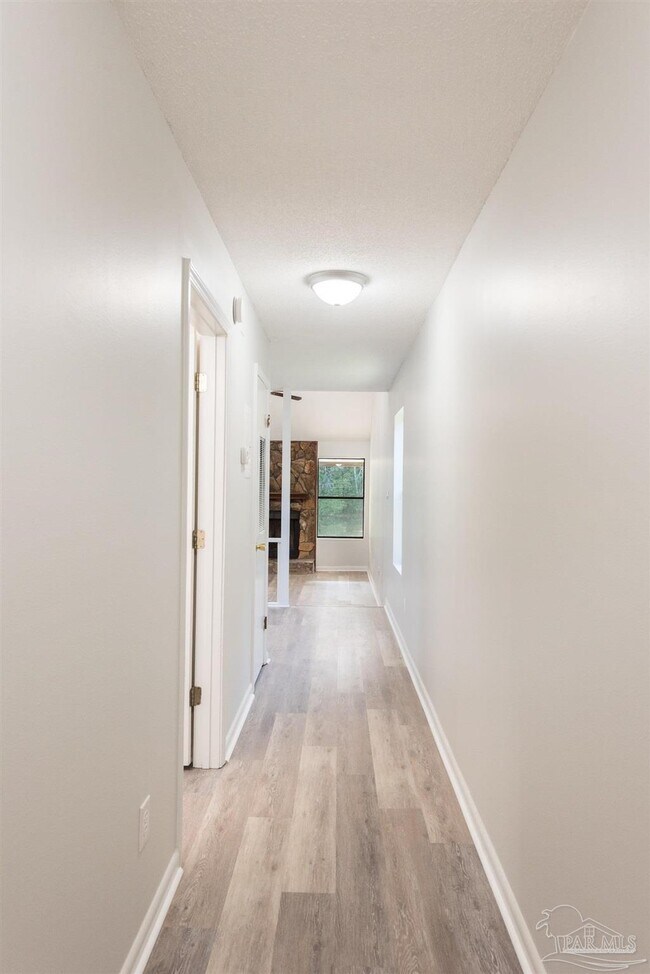 Building Photo - 7224 Lago Vista Ct