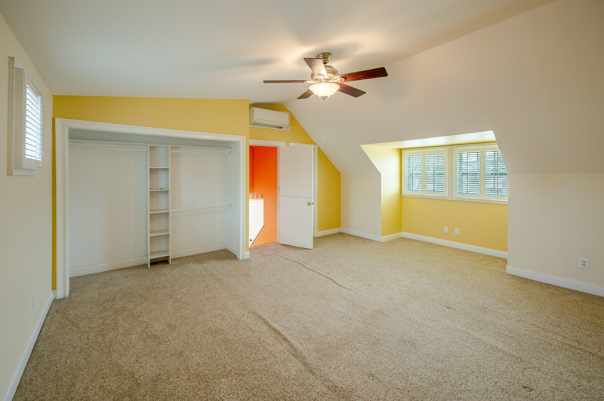 Building Photo - 5806 Flanders St