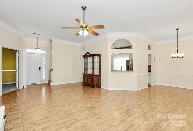 Building Photo - 203 Alnwick Ln