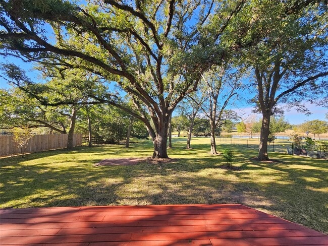 Building Photo - 603 Landrum