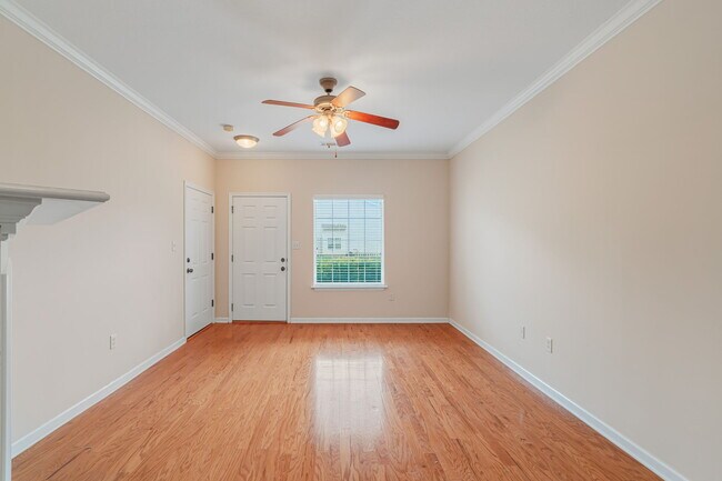 Building Photo - 10810 Carpenter Run Ln