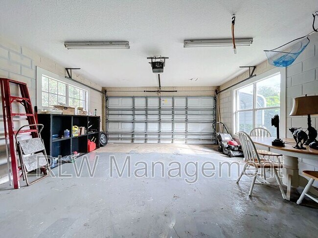 Building Photo - 25920 Eufaula Way