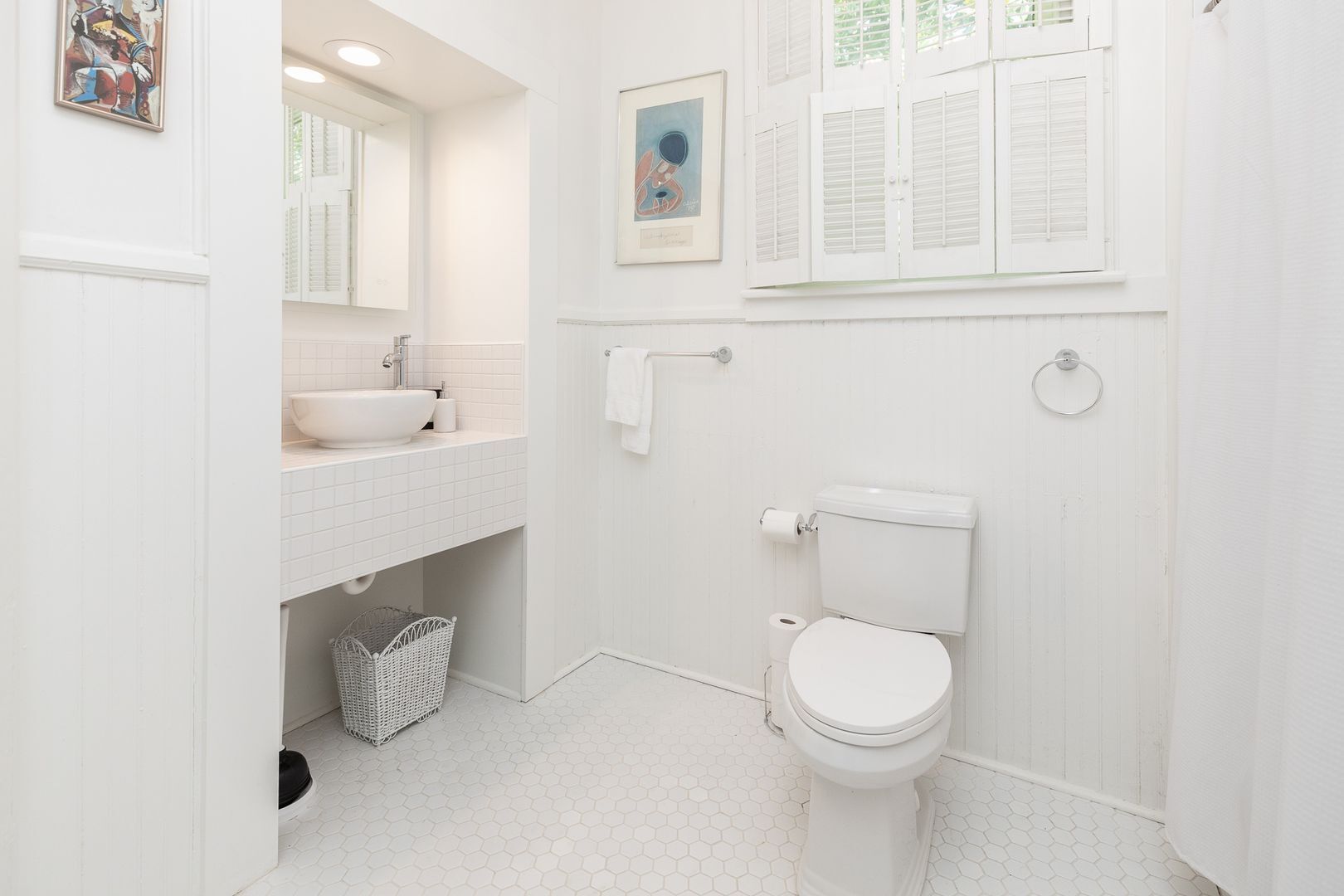 Building Photo - RESIDENTIAL/COMMERCIAL RENTAL - Charming historic home located downtown Opelika! (*Partially Furn...