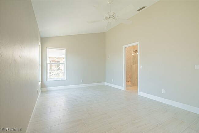 Building Photo - 16404 Kelly Woods Dr