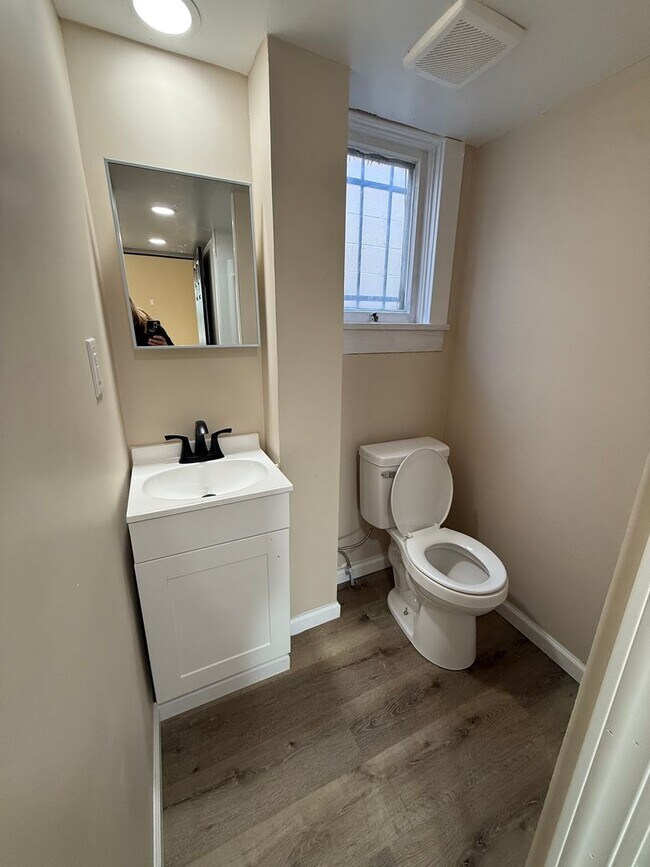 Building Photo - 316-318 W. Adams St.