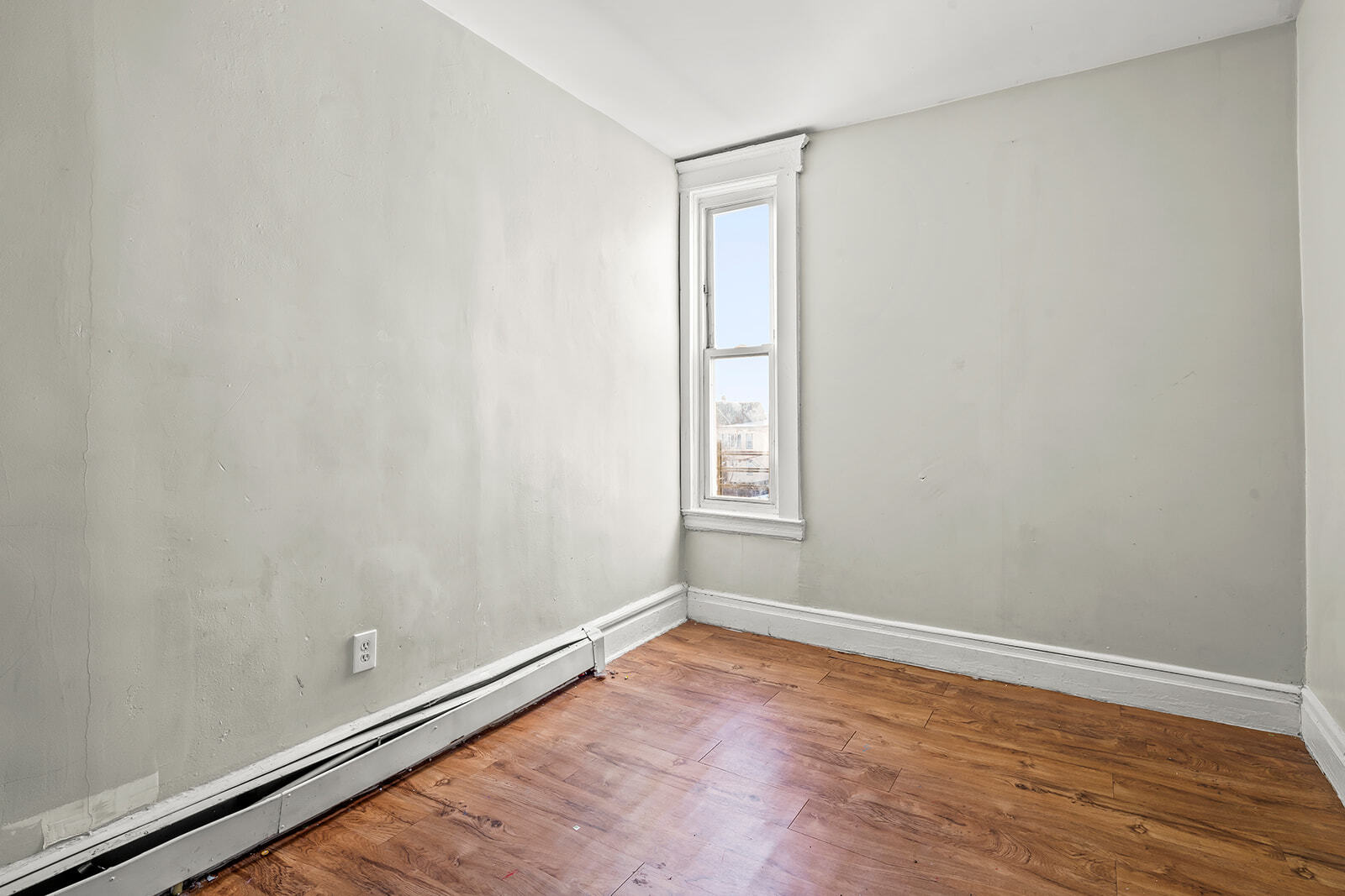 Building Photo - 30 Wainwright St