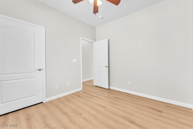 Building Photo - 2105 Turtle Beach Ave