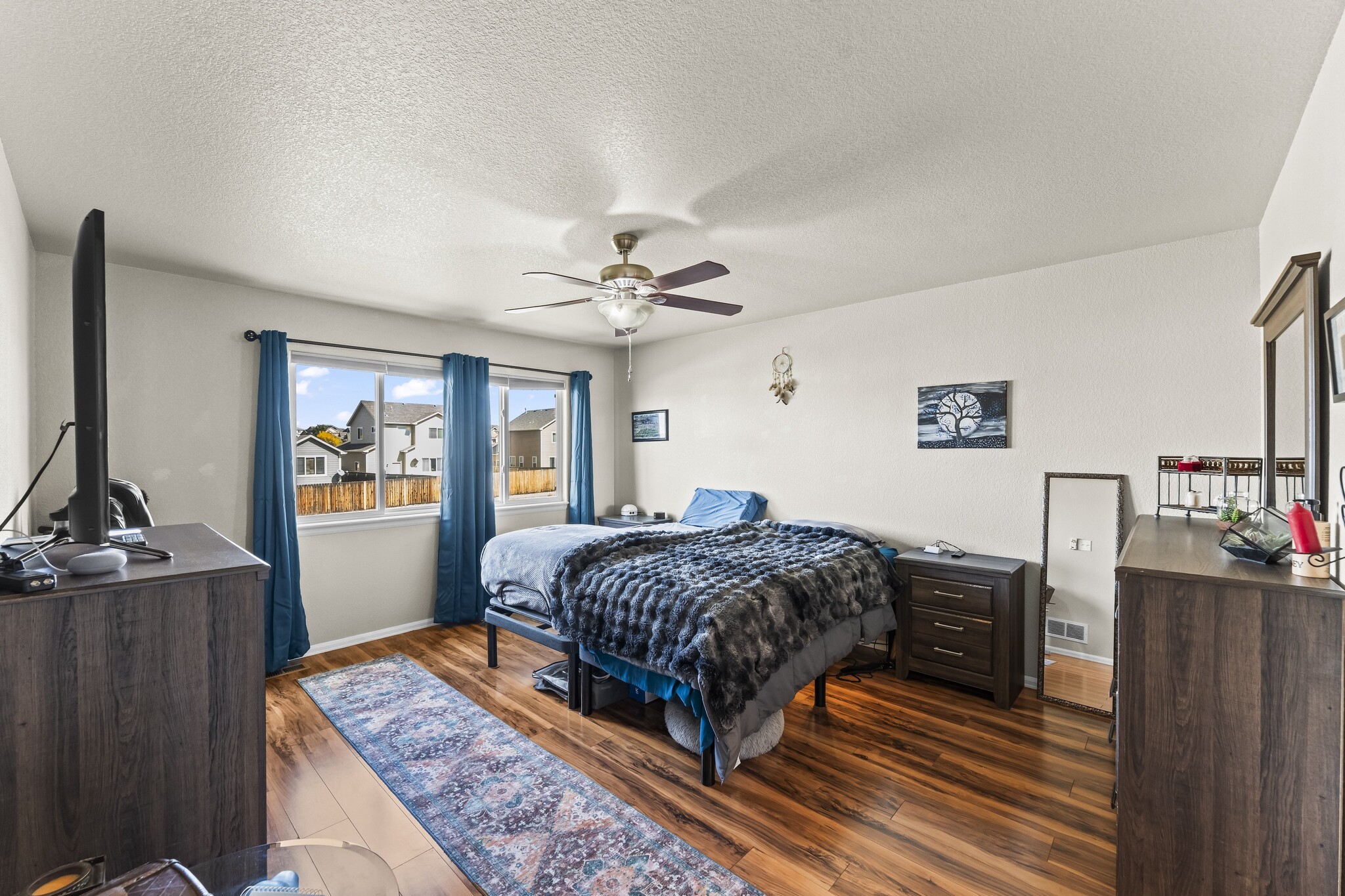 Building Photo - 6531 Passing Sky Dr