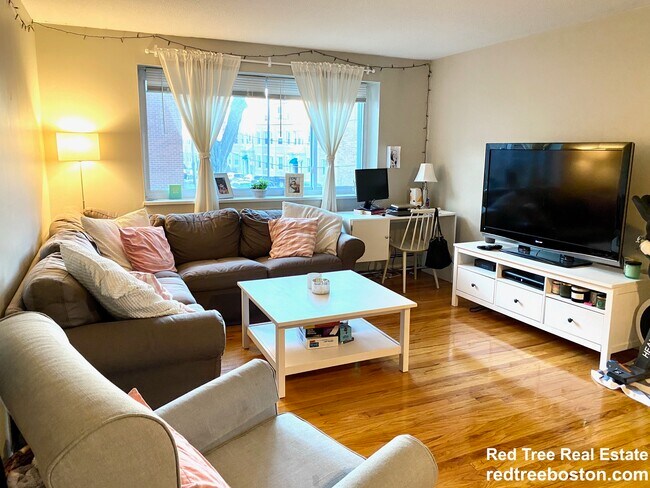 Building Photo - 290 Corey Rd