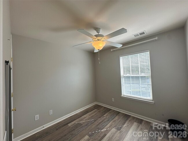 Building Photo - 6626 Rothchild Dr