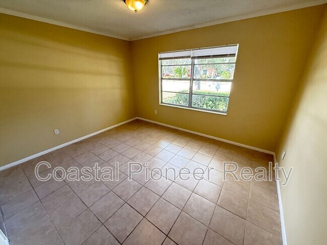 Building Photo - 1009 Marlene Dr