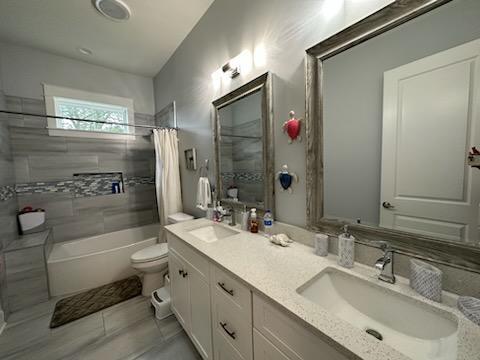 Building Photo - 104 Second Ave SW