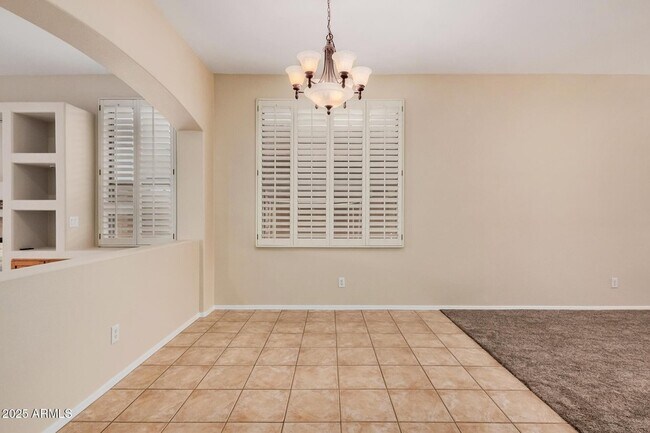 Building Photo - 6516 W Matilda Ln