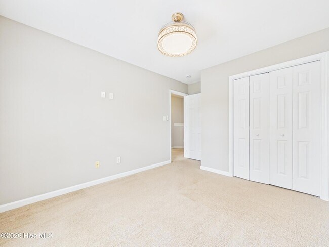 Building Photo - 5500 Yates Garden Ln