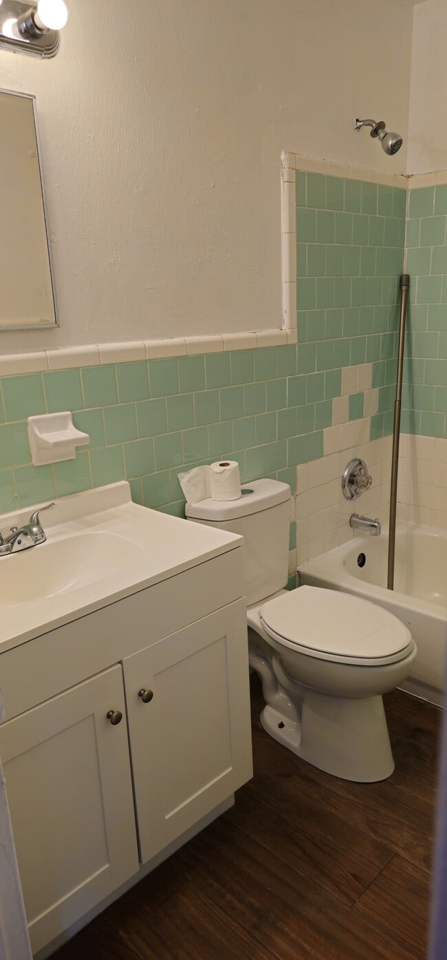 Building Photo - 30451 Dubsdread Dr